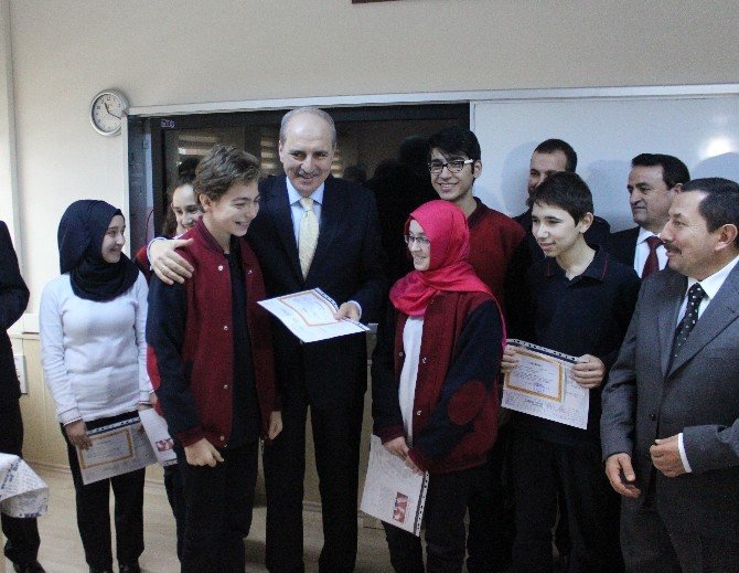 Ünyeli Öğrenciler Karnelerini Kurtulmuş’un Elinden Aldı