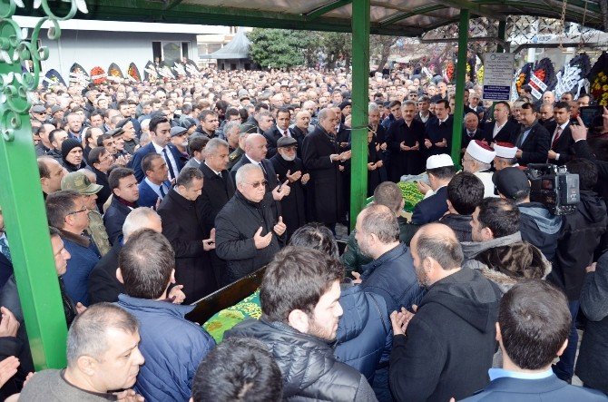 Başbakan Yardımcısı Kurtulmuş Fatsa’da Cenaze Törenine Katıldı