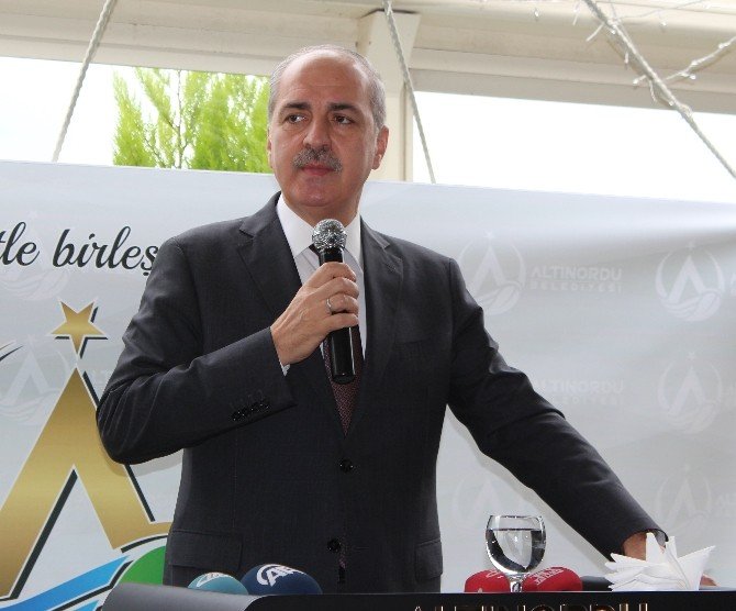 Kurtulmuş: "Terör Uluslararası Siyasetin Aracı Olarak Kullanılıyor"