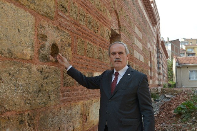 Beyazıtpaşa Medresesi’nde Sona Gelindi