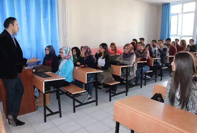 “Paramedikler Atanamayan Öğretmenlerin Durumuna Düşebilir”