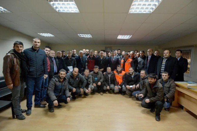 Trabzon’da Kar Yağışı Ulaşımı Olumsuz Etkiliyor