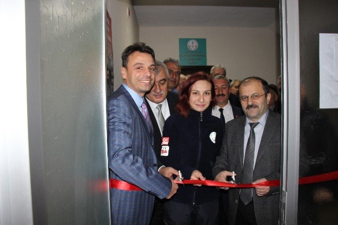 Trabzon’da Trafik Kazalarının Yoğun Olarak Yaşandığı Esiroğlu’na 112 Acil Servis Açıldı