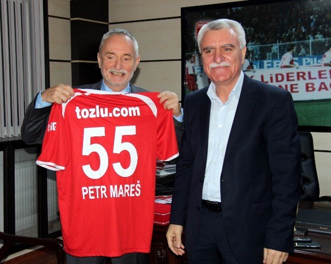 Çek Başkonsolosu Mares, Samsunspor’u Ziyaret Etti
