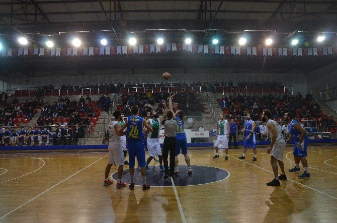 Düzce Belediyespor Basketbolda İlk 6 İçinde