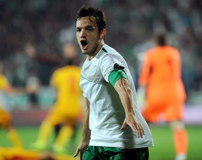 Bursaspor’da Vergi Borcu Sıkıntısı