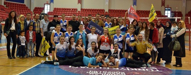 Ondokuzmayıs Gençlik: 3 - Bolu Belediyespor: 0