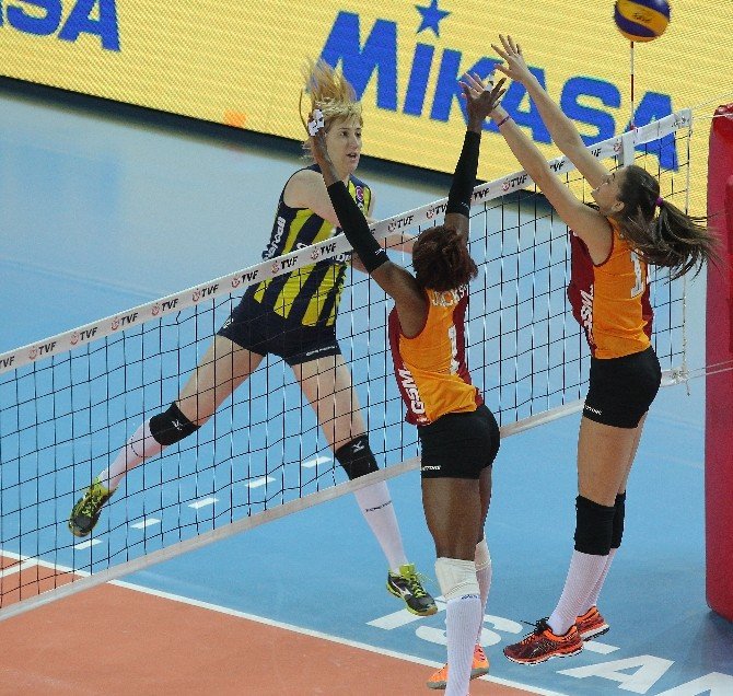 Filede Derbi Fenerbahçe’nin