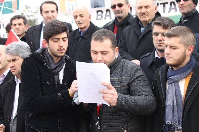 İhh Türkmenlere Uygulanan Zulmü Protesto Etti