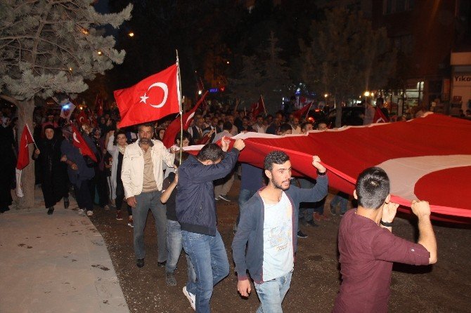 Bayburt Şehitler İçin Yürüdü