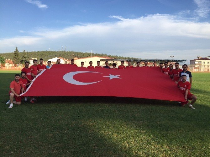 Teröre Bir Tepki De Bilecikspor’dan Geldi
