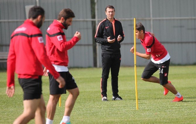 Elazığspor’un İlk Yarı Karnesi