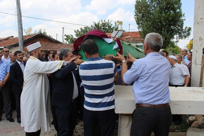 Kamalak, Destici’yi Acı Gününde Yalnız Bırakmadı