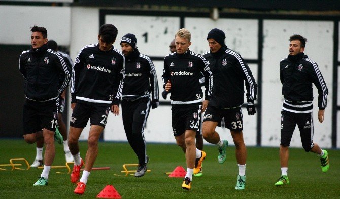 Beşiktaş’ta Gençlerbirliği Maçı Hazırlıkları Sürüyor