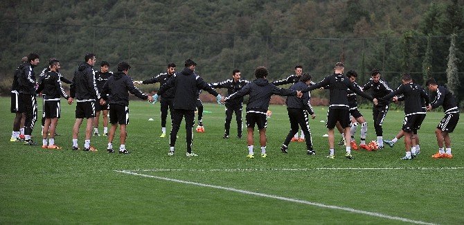 Beşiktaş, Çaykur Rizespor Maçı Hazırlıklarını Sürdürüyor