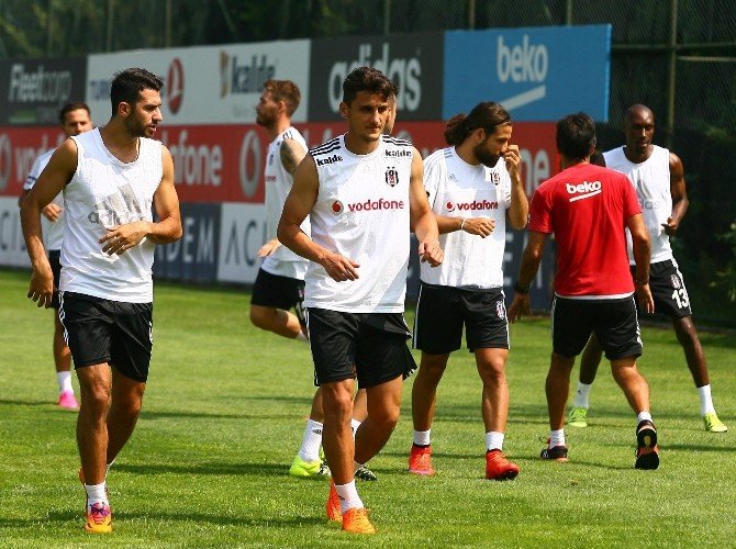Beşiktaş’ta Mersin İdmanyurdu Maçı Hazırlıkları Sürüyor