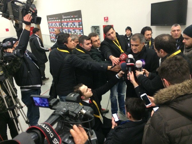 Şenol Güneş: "Maçın Başında Da Belliydi Ama Hakem Kurallar Gereği Biraz Zorladı"