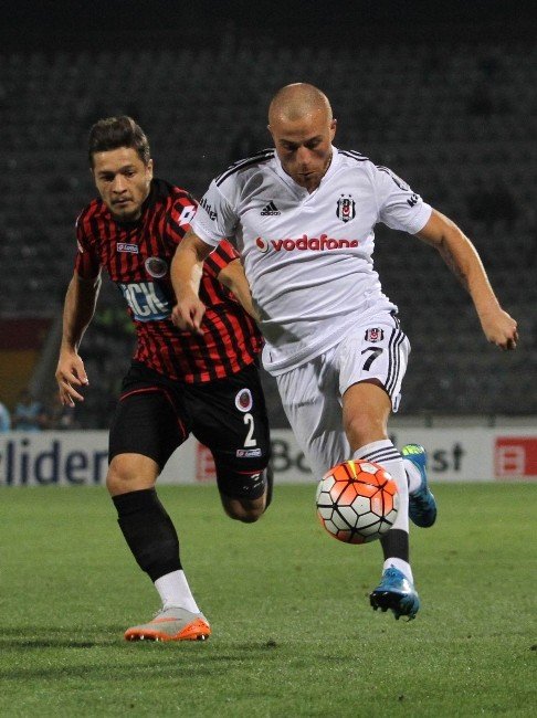 Beşiktaş’ın 3 Bininci Golü Gökhan Töre’den