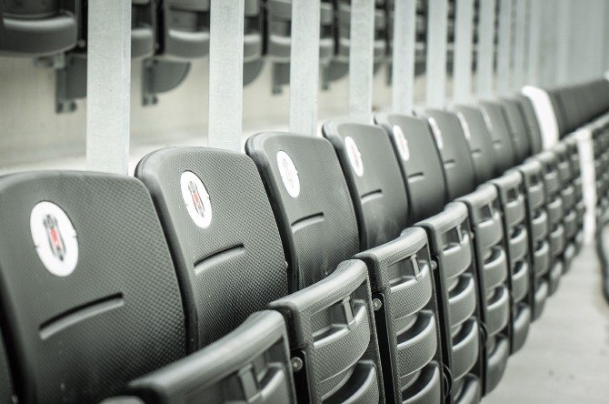 Vodafone Arena’da Koltuk Montajı Başladı