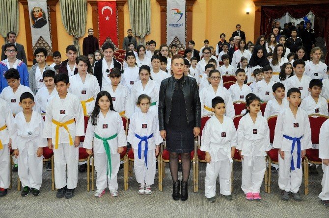 Beylikdüzü’nde Tekvandoculara Kuşak Töreni Yapıldı