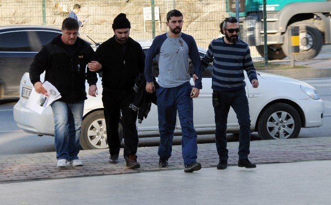 Yol Verme Kavgası Kanlı Bitti