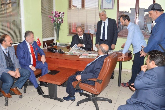 Sakarya’lı Gazeteciler Çorumlu Meslektaşları İle Buluştu