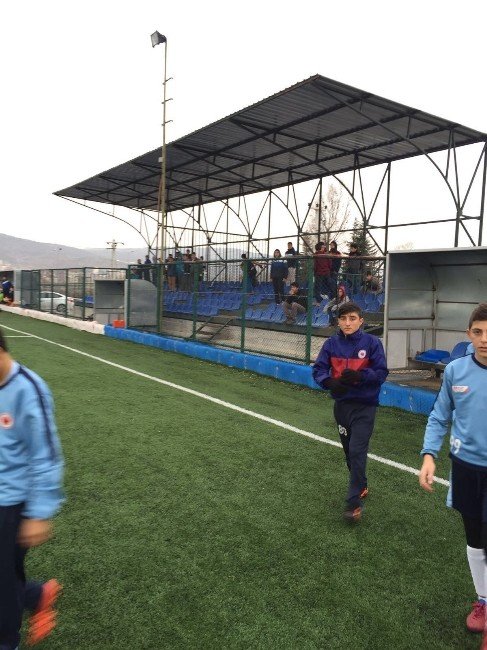 Bilecik’te İlginç Olay: Maça Hakem Atamayı Unuttular