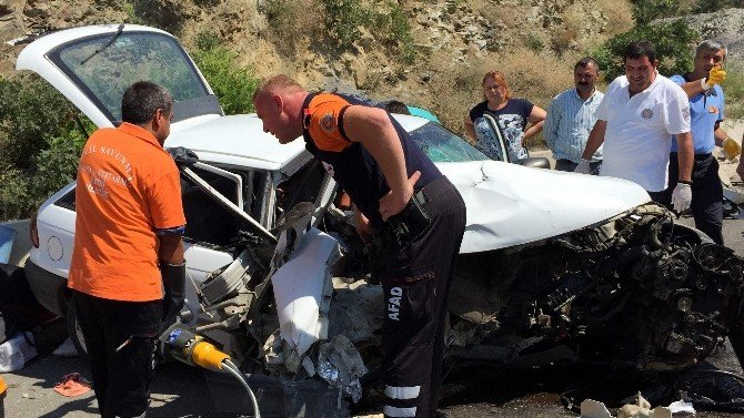 Düğün Yolunda Feci Kaza: 1 Ölü, 2 Yaralı
