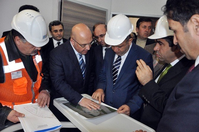 Bilim, Sanayi Ve Teknoloji Bakanı Fikri Işık: