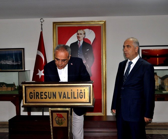 Bakan Topçu Giresun’da