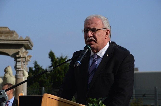 Bm Viyana Ofisine Filistin Devlet Bayrağı Çekildi