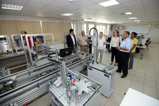 Butgem Dünyaya Model Oluyor