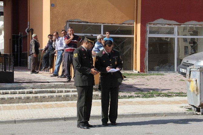 Bunalıma Giren Asker İntihar Etti