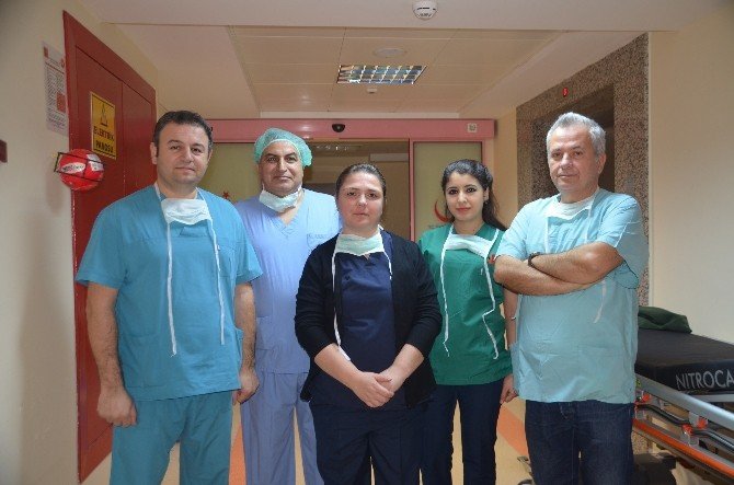 Böbrek Beklerken Karaciğerini Bağışladı