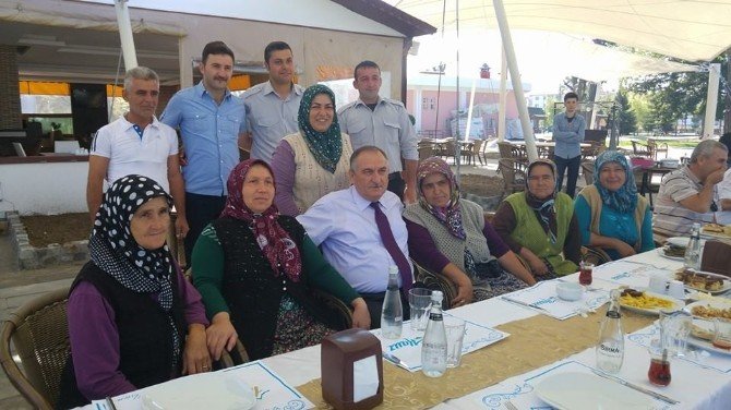 Başkan Yılmaz, Bolu’nun Çehresini Değiştiren Kadınlarla Bir Araya Geldi