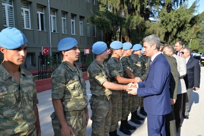 Bolu Protokolünden Asker Ve Polislere Moral Ziyareti