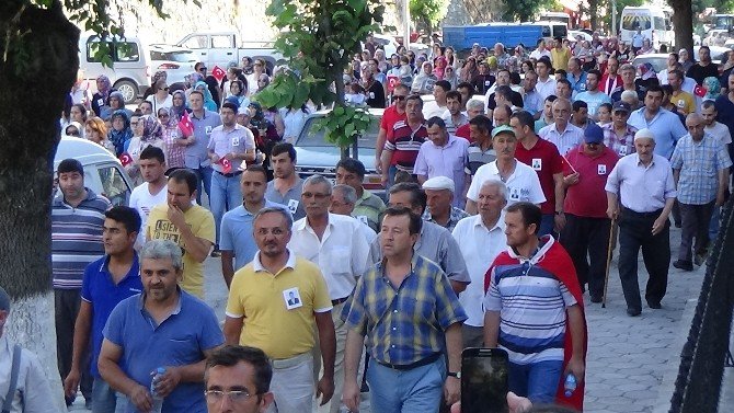Bolu’da Şehit Ziya Sarpkaya’yı Anma Yürüyüşü