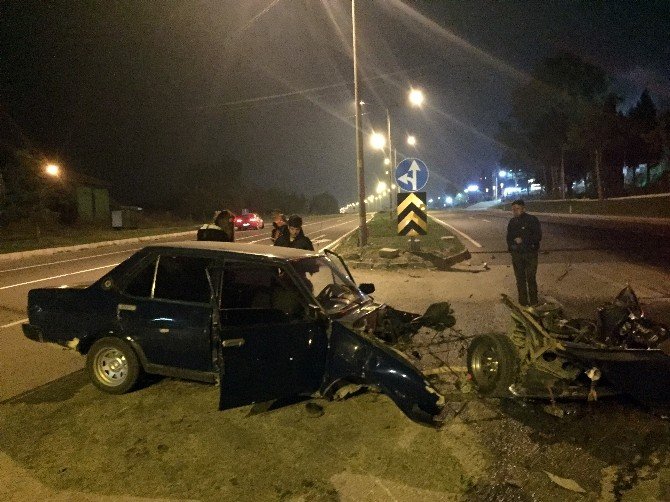 Bolu’da Trafik Kazasında 3 Kişi Ölümden Döndü