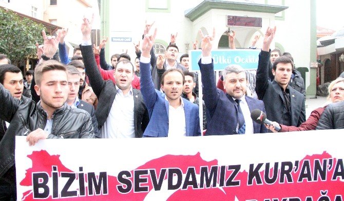 Bolu’da Ülkü Ocakları Sevgililer Günü’nü Protesto Etti
