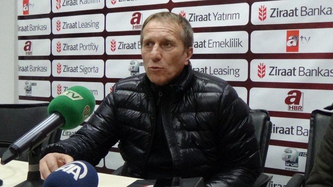 Hamzaoğlu Oynanan Oyundan Memnun Değil