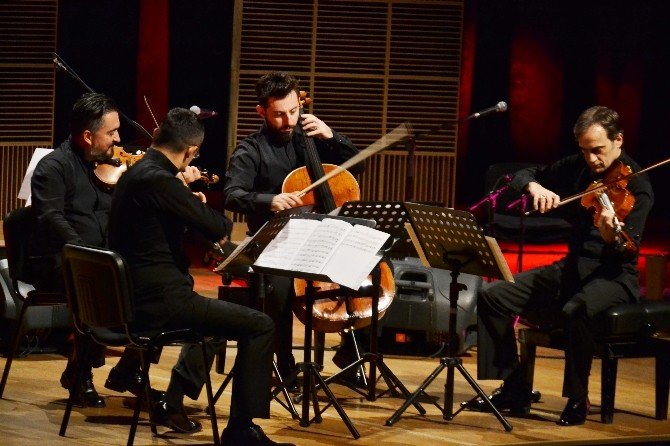 Borusan Quartet Ve Burhan Öçal’dan Müzik Ziyafeti