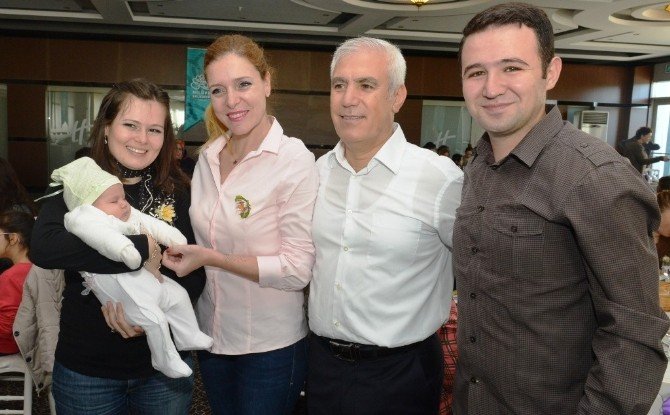 Başkan Bozbey, Nilüfer İsimli 165 Kişiyle Kahvaltıda Buluştu