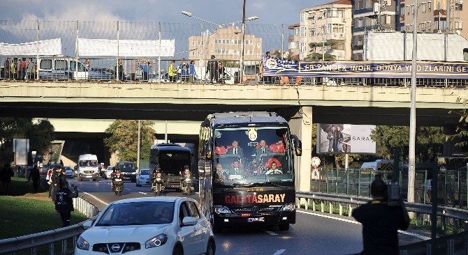 Galatasaray Kadıköy’e Geldi
