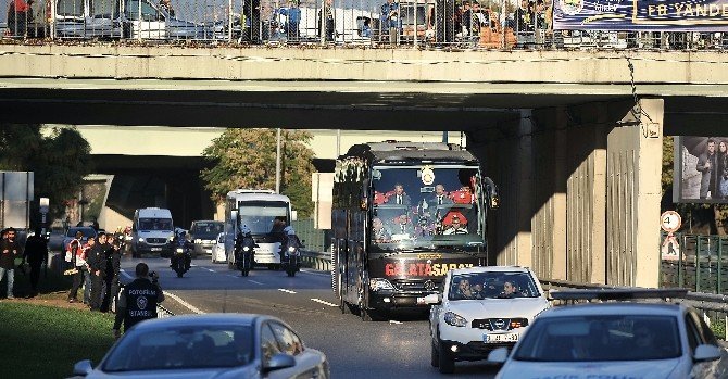 Galatasaray Kadıköy’e Geldi