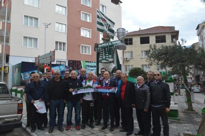 Trabzonspor Başkanı Usta, Bursaspor Parkı Ve Derneğini Ziyaret Etti