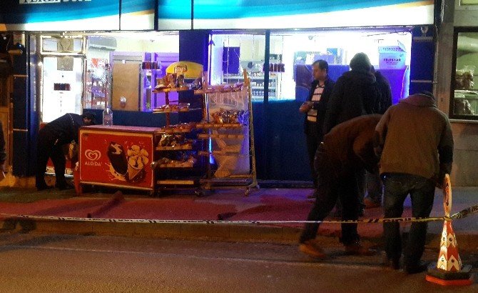 Büfeye Silahlı Saldırı: 2 Yaralı