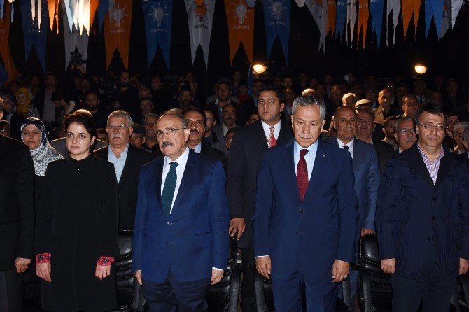 Bülent Arınç Van’da