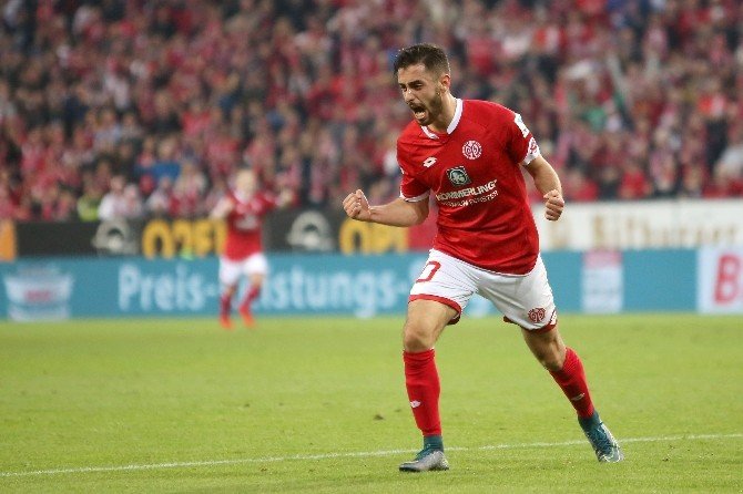 Bundesliga’nın Yeni Gözdesi Yunus Mallı