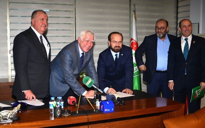 Bursaspor’da Başkanlık Koltuğuna 7 Aday