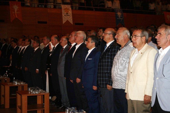 Sağlık Bakanı Müezzinoğlu Muhalefete Yüklendi